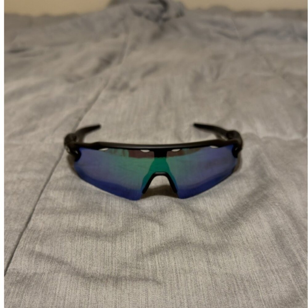 Oakley Radar EV Path Sunglasses Black Frame / Green  Lens 009208